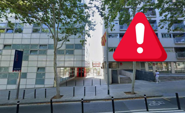 Un hombre entra a una comisaría de Mossos de Barcelona con un palo y deja heridos a cinco agentes