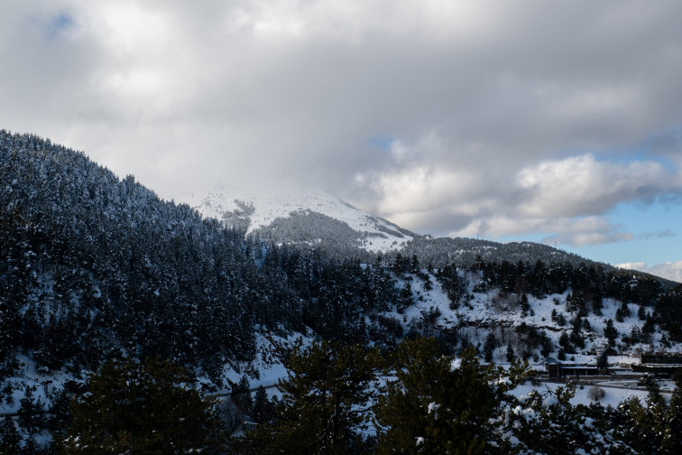 Las alertas por frío, viento y oleaje siguen activas: Catalunya afronta jornadas extremas de clima adverso