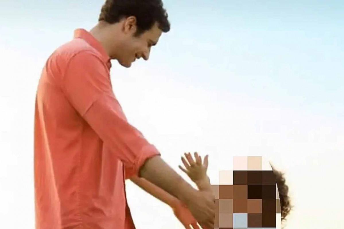 Imagen de IA de Aless Lequio abrazando a su hija, Ana Sandra   CANVA (1)