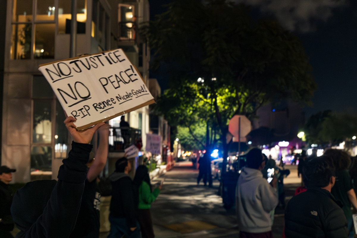EuropaPress 7203153 january 2026 san diego ca usa more than one hundred protestors gathered in