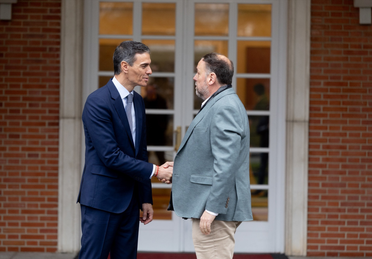 EuropaPress 7203241 presidente gobierno pedro sanchez recibe presidente esquerra republicana