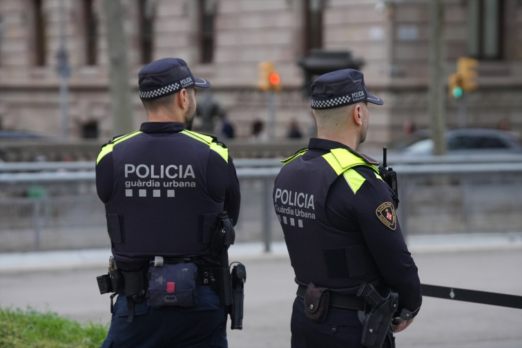 La Guàrdia Urbana detiene a un hombre por presuntos tocamientos a dos mujeres en Barcelona