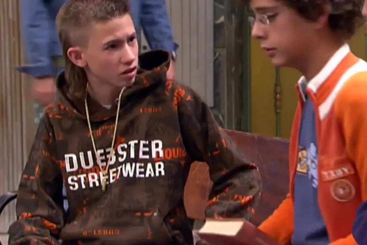 Adrían Gordillo interpretando al Mecos en Aída