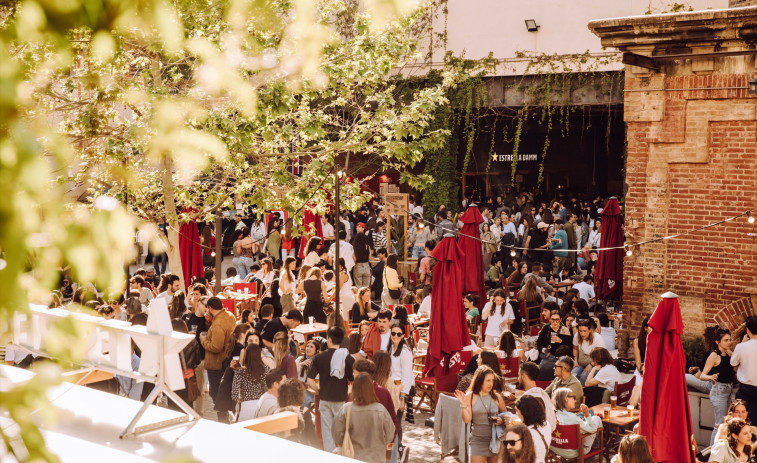 La Antigua Fábrica Estrella Damm supera los 100.000 asistentes en 2025