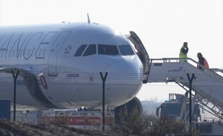 Así se lanzó la falsa amenaza de bomba en el vuelo a Barcelona: un mensaje oculto en una red wifi