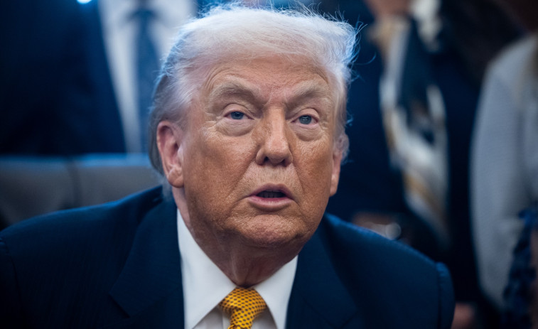 Trump amenaza con aranceles a países que no apoyen su plan para Groenlandia