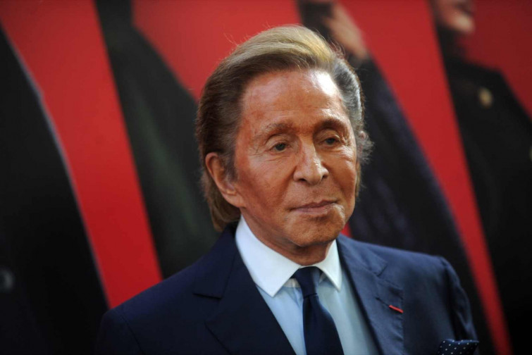 Muere Valentino, el diseñador que convirtió el rojo en un icono mundial de la moda
