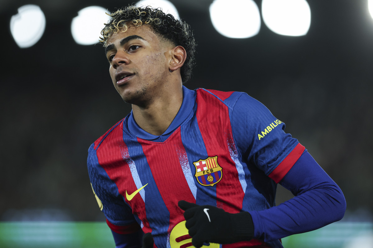 EuropaPress 7222423 lamine yamal of fc barcelona gestures during the spanish cup copa rey round