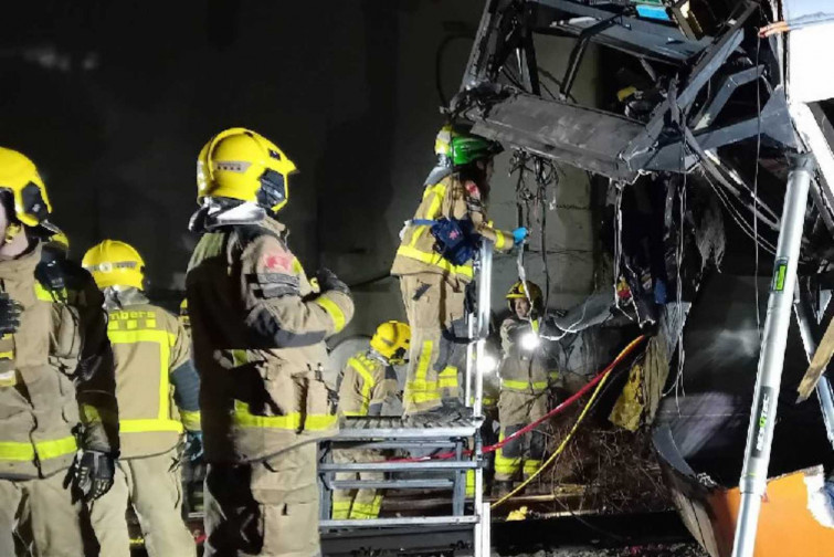 Un tren de Rodalies descarrila en Gelida: confirman un muerto y varios heridos graves