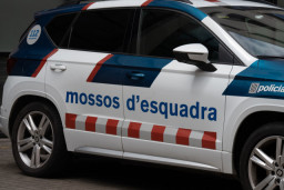 Detienen a cinco multirreincidentes por robos en vehículos en el Baix Llobregat
