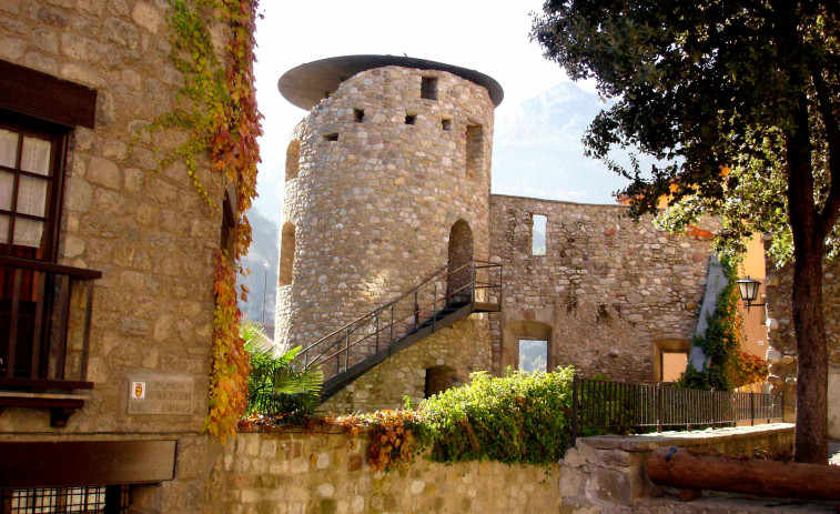 Un viaje al siglo XII sin salir de Catalunya: un pueblo donde la leyenda forjó una historia única