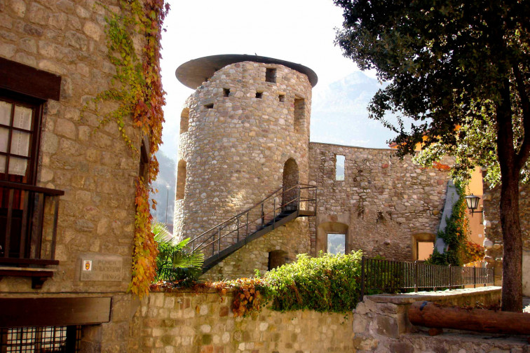 Un viaje al siglo XII sin salir de Catalunya: un pueblo donde la leyenda forjó una historia única