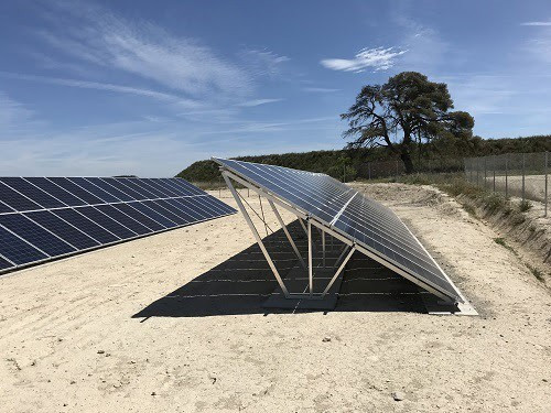 El Alt Camp proyecta superar los 1.700 megavatios verdes con sol y viento hacia 2050