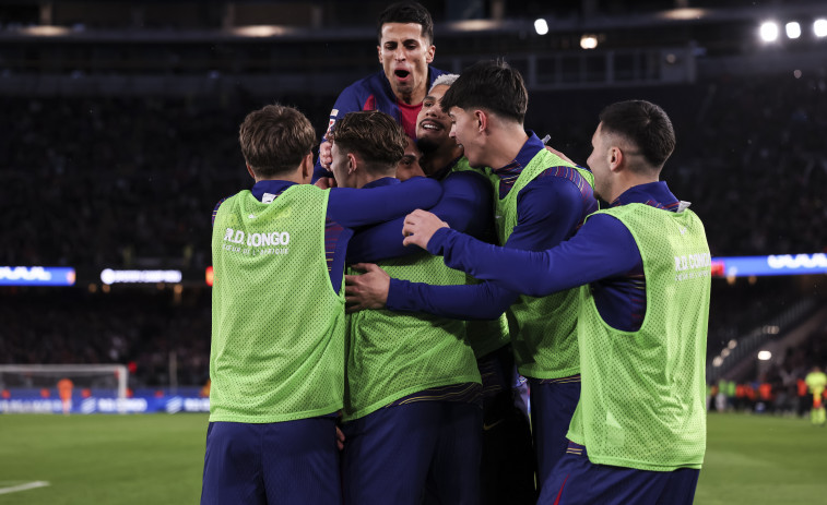 Vídeo | El Barcelona vence 3-0 al Real Oviedo con un golazo de Lamine Yamal y una lluvia intensa en el Camp Nou