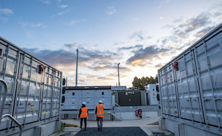 Naturgy refuerza su liderazgo renovable en Canarias con dos nuevos proyectos de almacenamiento con baterías