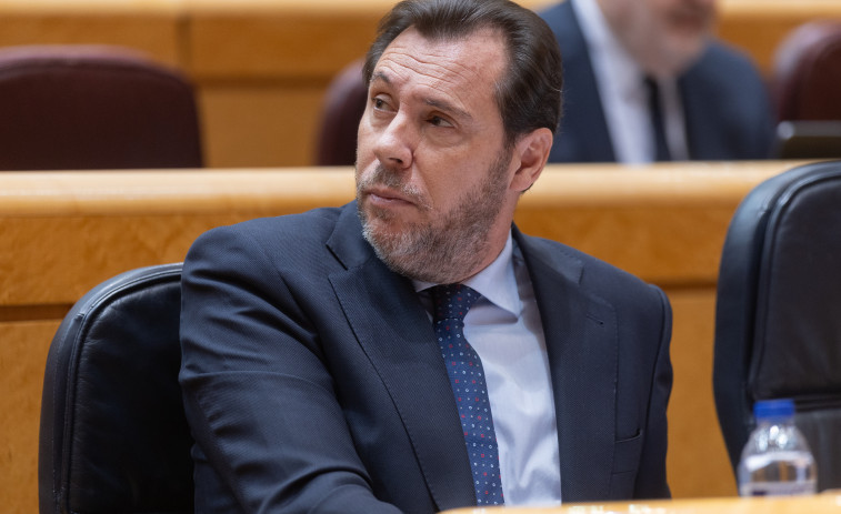 Óscar Puente defiende la gestión del accidente de Adamuz y responde al aluvión de críticas en el Senado