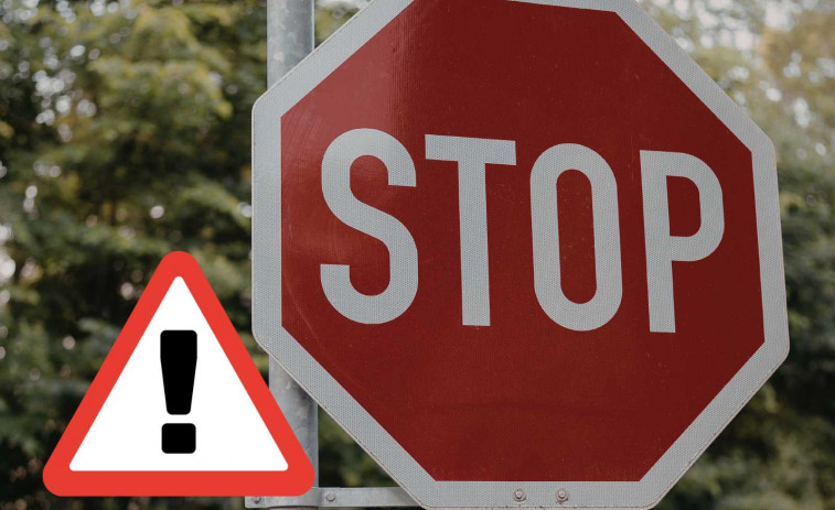 Una valla les deja encerrados en casa: el calvario de una vecina de Mataró y su padre de 93 años