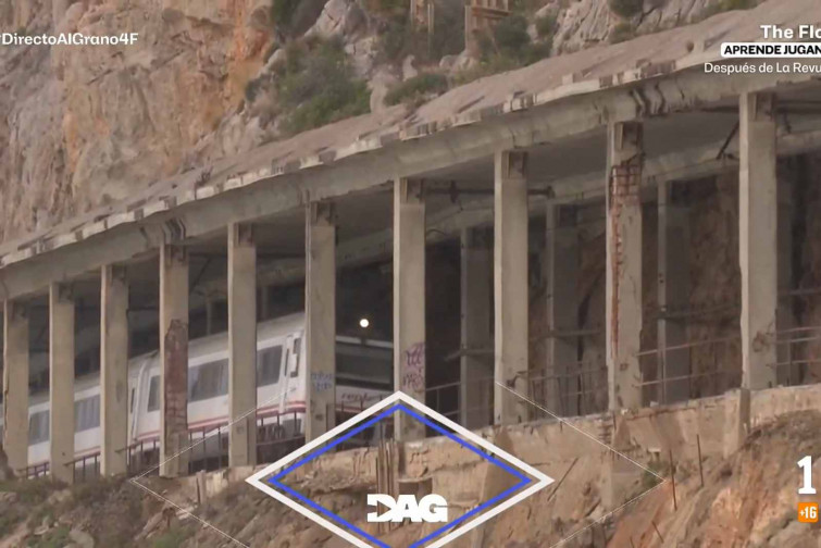 Alerta en el Garraf: imágenes muestran el peligroso estado de las vías del tren R2 Sud de Rodalies