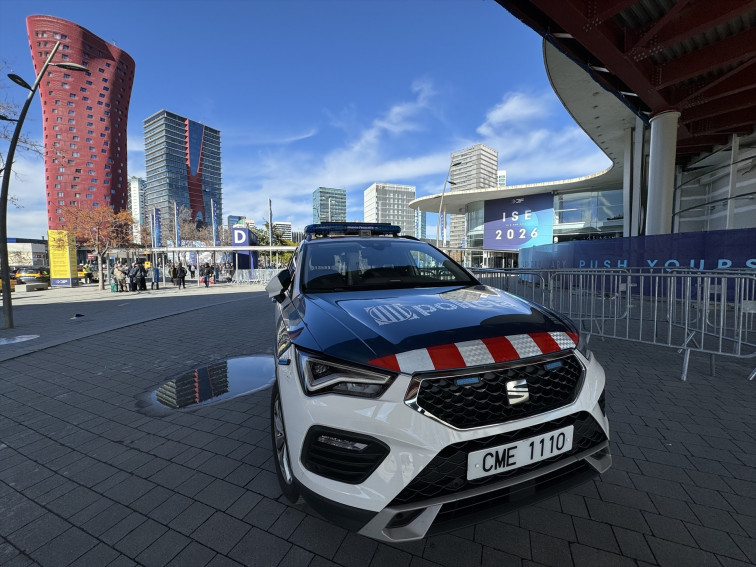 Dos detenidos en L'Hospitalet por robar la mochila de un congresista del ISE