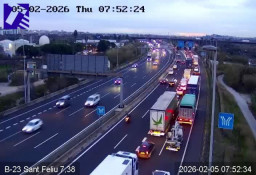 Importantes retenciones de tráfico en varias carreteras del Baix Llobregat este jueves