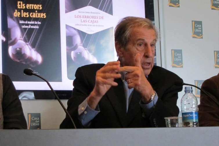 Muere a los 92 años Antoni Serra Ramoneda, expresidente de Caixa Catalunya y exrector de la UAB