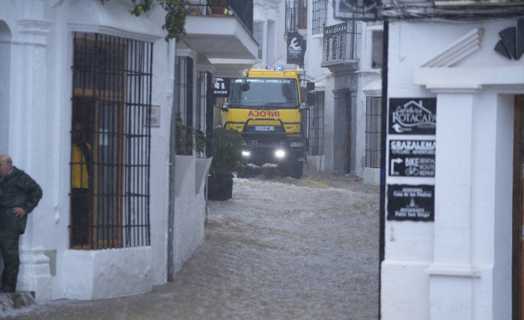 Grazalema será desalojada por completo ante la borrasca Leonardo: alerta máxima en Cádiz