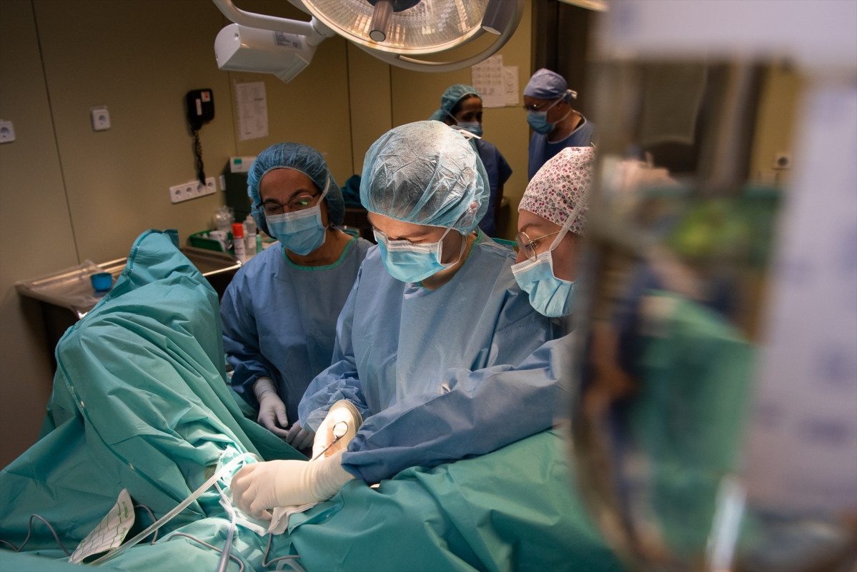 EuropaPress 7270066 especialistas clinic cirugia mgf