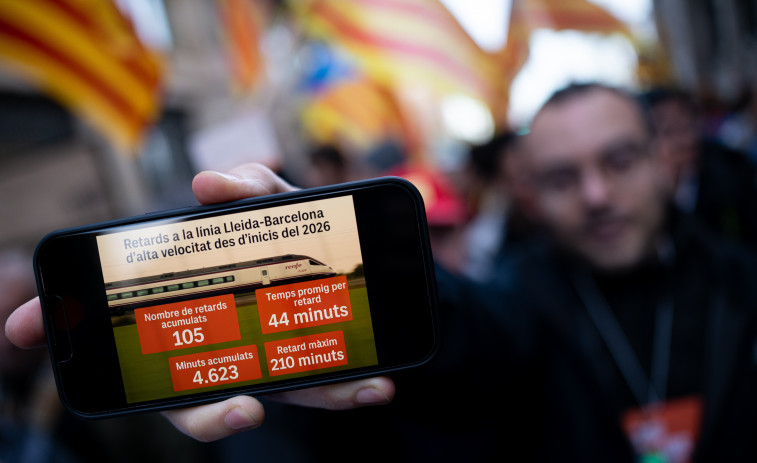 Rodalies, epicentro del conflicto, mientras el Gobierno y los sindicatos siguen negociando