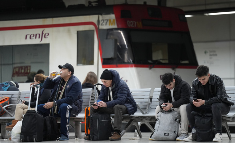 Huelga de trenes desconvocada este martes: las 5 claves del acuerdo entre sindicatos y Gobierno