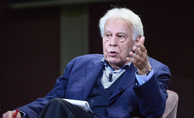 Felipe González sigue alimentando a la derecha: duro discurso del expresidente contra Pedro Sánchez