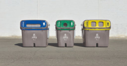 Begues sustituye los contenedores por unos más eficientes e inteligentes