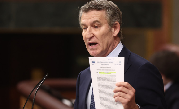 Feijóo critica que Sánchez haya venido a “mentir” y exige asumir responsabilidades tras los accidentes ferroviarios