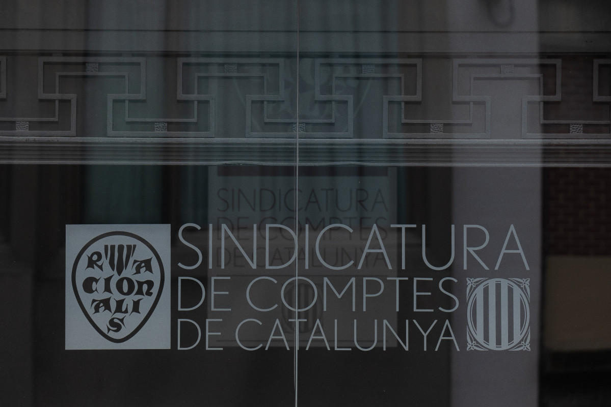 EuropaPress 5750027 fachada sede sindicatura cuentas via laietana 60 febrero 2024 barcelona