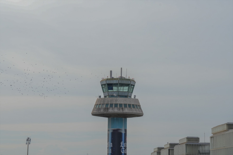 EuropaPress 6989901 antigua torre control t1 aeropuerto barcelona el prat cuya demolicion