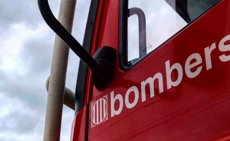 Muere una persona en una caravana que se ha incendiado en Premià de Dalt