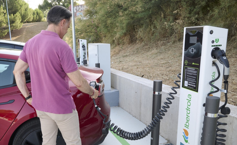 Iberdrola aumenta un 30% sus puntos de recarga en 2025 y alcanza los 11.000 puntos operativos