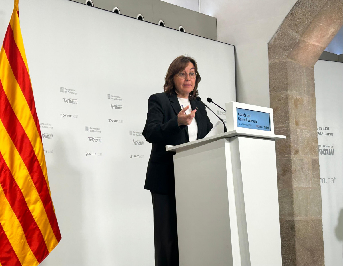 La consellera y portavoz del Govern Sílvia Paneque durante una rueda de prensa en el Palau de la Generalitat