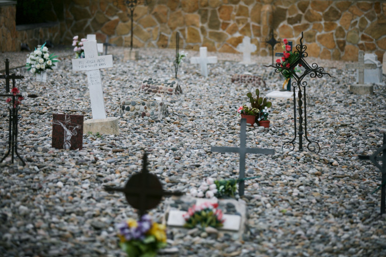 Fossa comuna cementiri de TGN arxiu