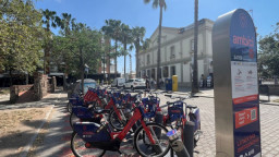 Se dispara en Castelldefels el uso de AMBici: el municipio que más pedalea del Baix Llobregat