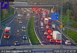 Las obras en la A-2 cortan un carril y generan más de 13 kilómetros de retenciones