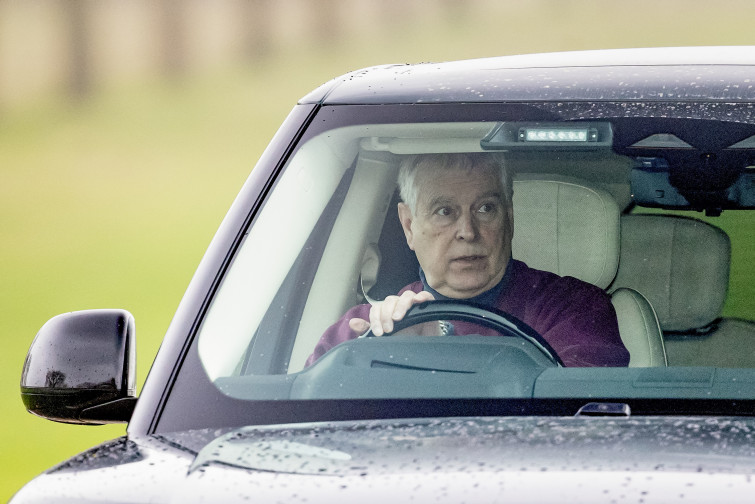 La policía británica detiene al expríncipe Andrés por el contenido de los archivos del Caso Epstein