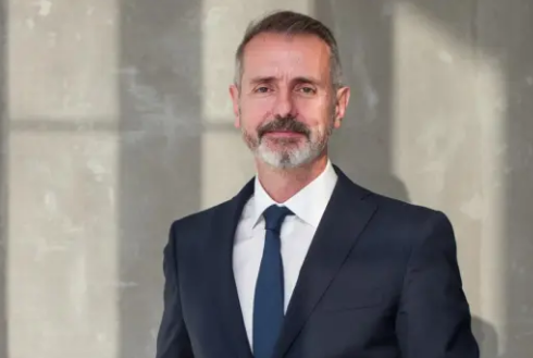 Telefónica cumple los objetivos financieros en el 2025 y presenta unas nuevas metas para 2026