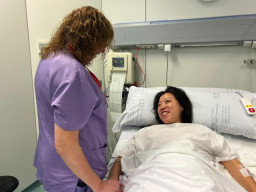 El Hospital SJD de Sant Boi revoluciona la atención materna con audioguías en 7 idiomas para el parto