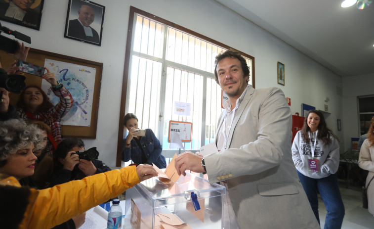 El juez procesa al exalcalde de Cádiz Kichi por presunta prevaricación administrativa