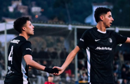 Ronin pone la directa a por el título tras el pinchazo del Juventud 25 de Septiembre