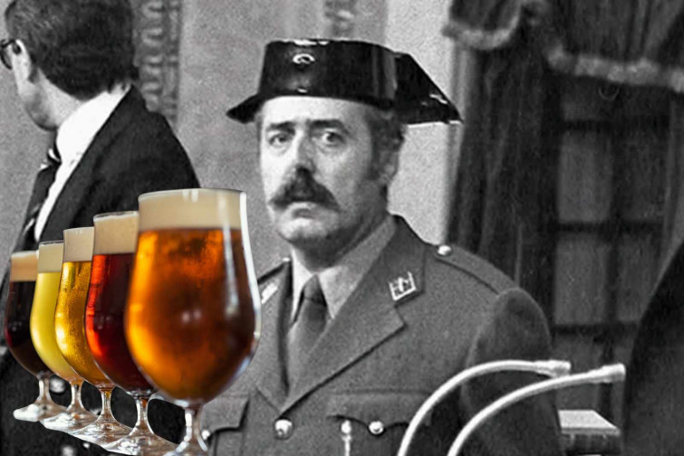 Antonio Tejero en el 23 F; cerveza   CANVA