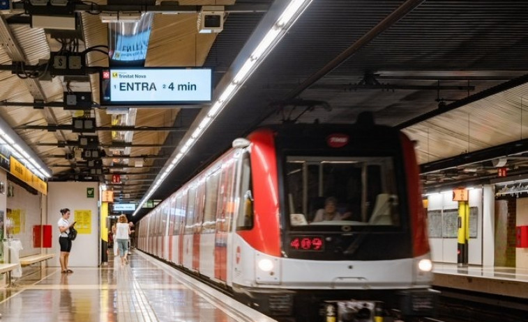 Un atropello interrumpe la L4 del Metro de Barcelona entre Selva de Mar y Urquinaona