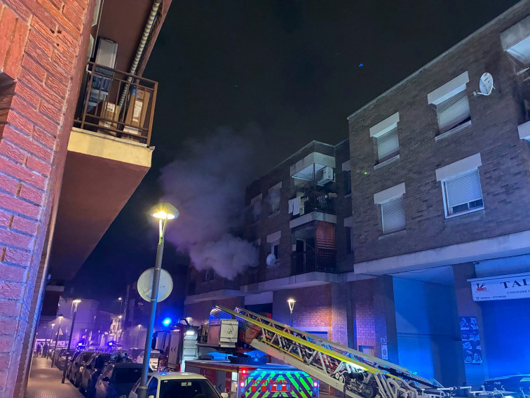 Un incendio en Tarragona deja tres hospitalizados y vecinos evacuados