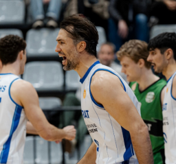 El CB Prat vuela mientras Cornellà y Esparreguera buscan estabilidad en Tercera FEB