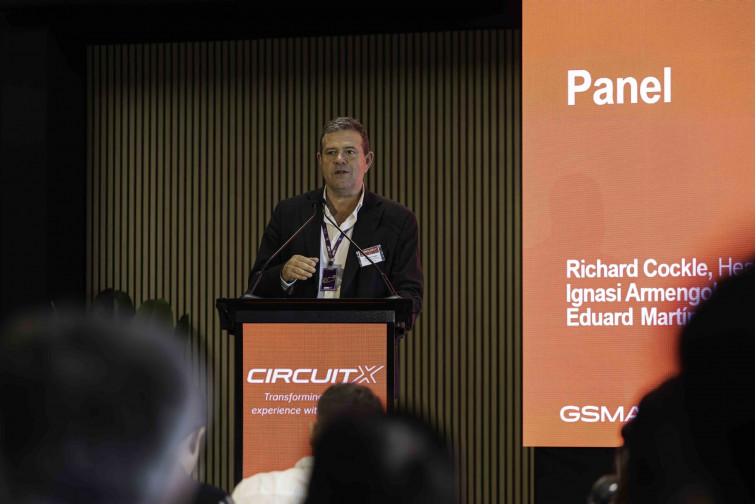 CircuitX en Barcelona-Catalunya fusiona 5G, IA y drones para revolucionar el motorsport en el MWC